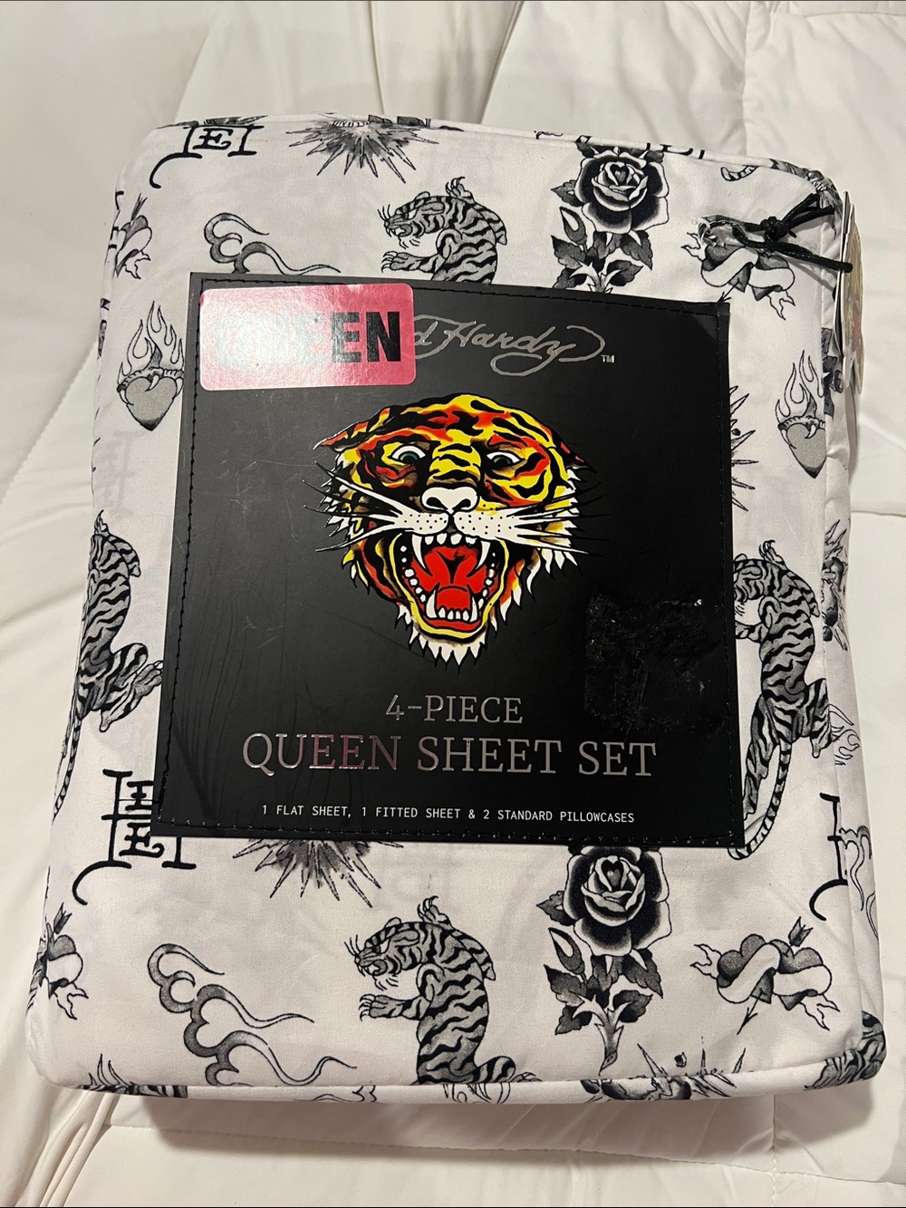 Ed Hardy Black and White Queen Sheet Set